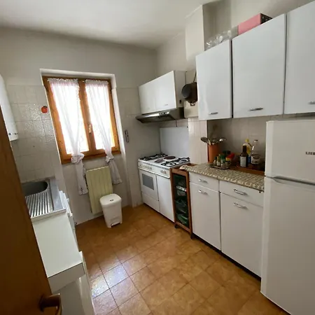 La Casa Di Ponte 아파트 폰테디레뇨
